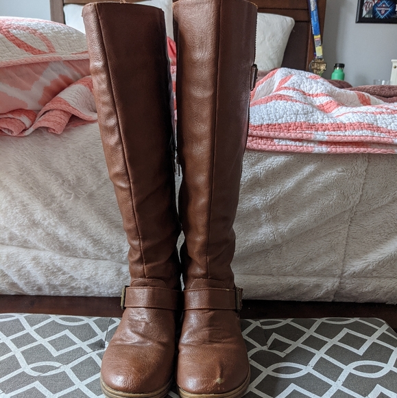 Beautiful Reddish Brown Tall Boots! - Picture 7 of 8